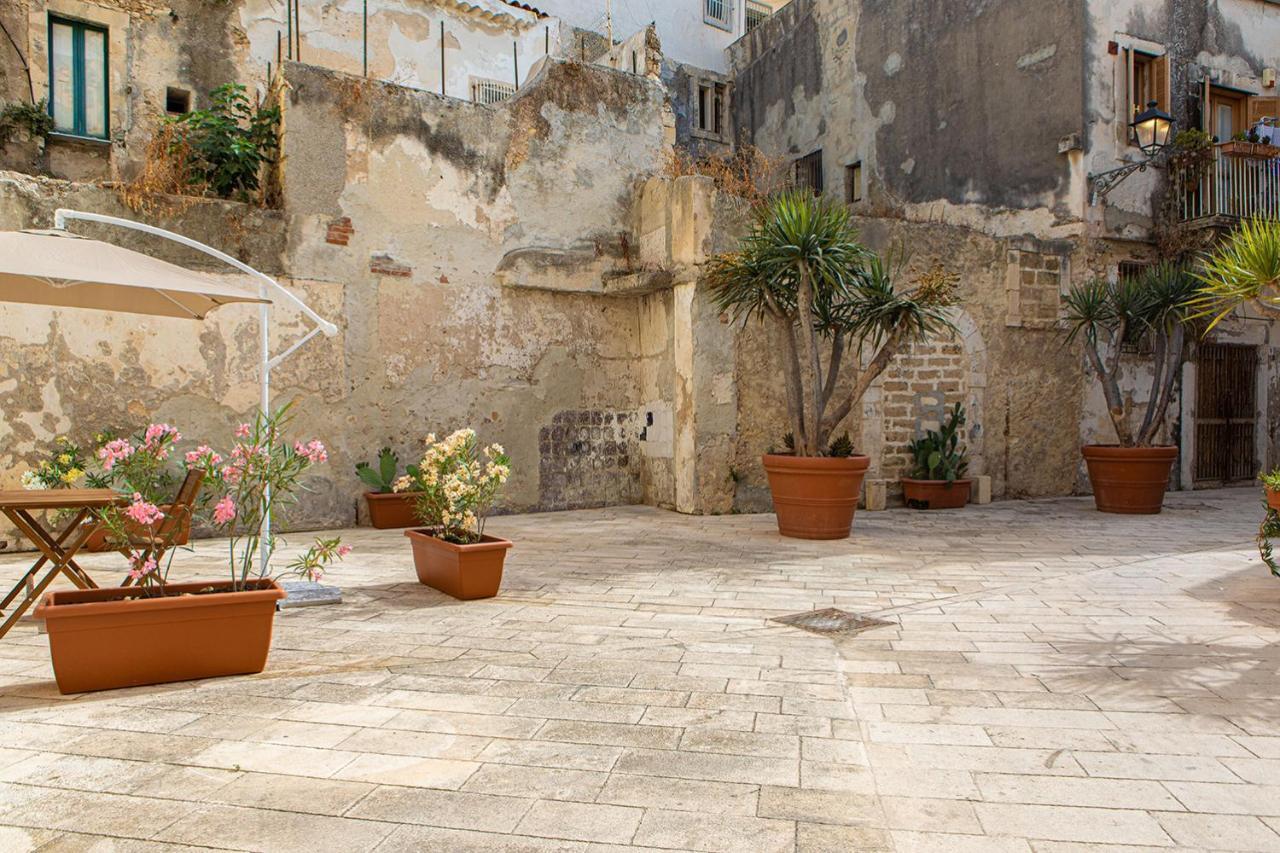 Studio Dione 130 By Wonderful Italy Syracuse Bagian luar foto